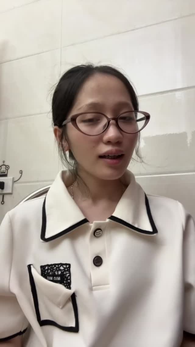 Intro to Korean Language Teacher at a Study Abroad Center thumbnail