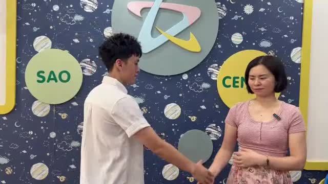 Intro to Director of Sao Mai English Center thumbnail